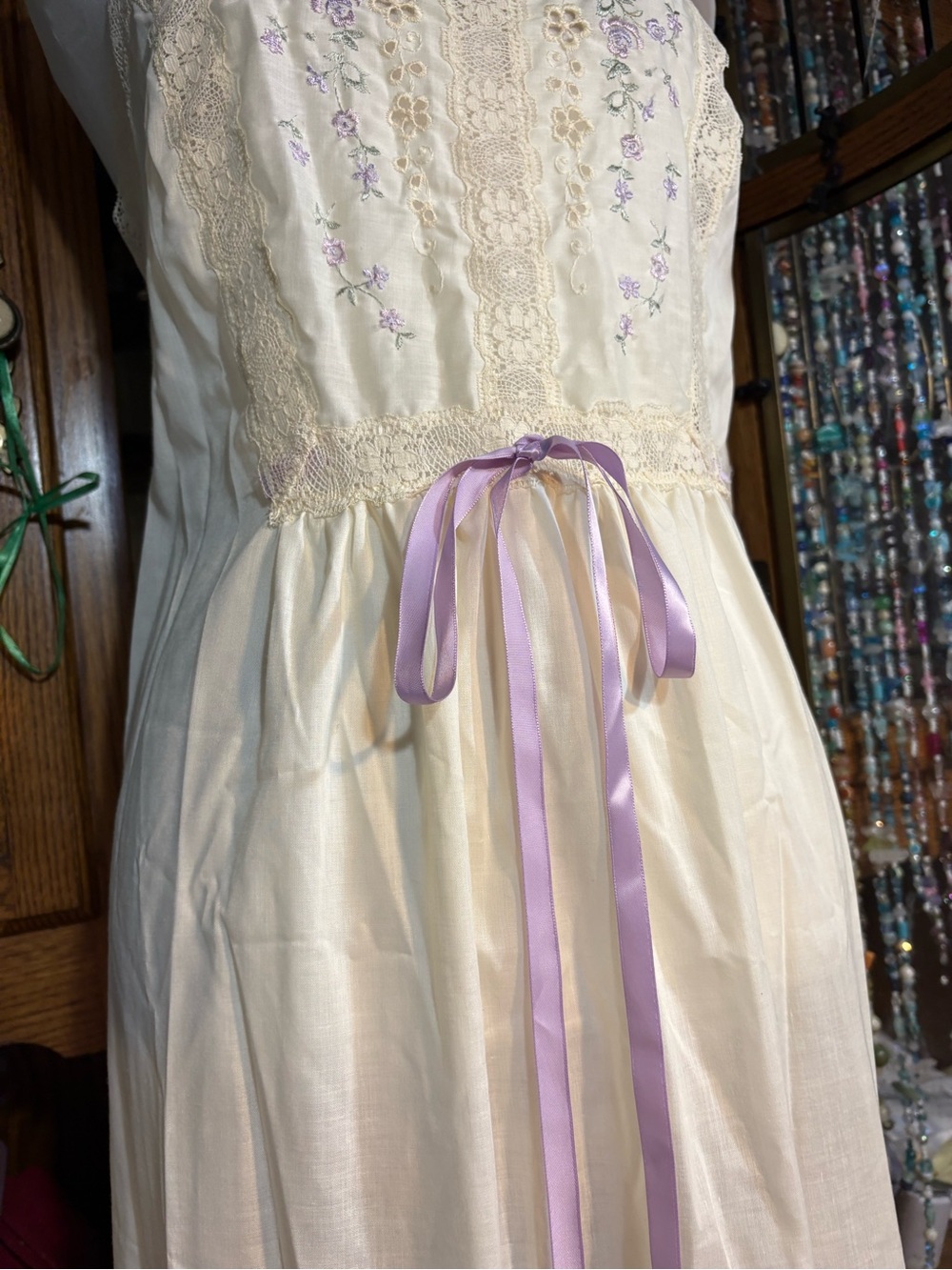 vintage Pinehurst Lingerie prairie-style sleepwear gown light yellow small - Picture 5 of 15